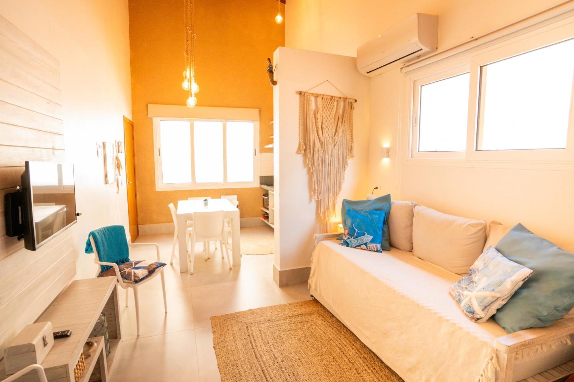 Casa D'Aroeira Residencial Boutique - Centro De Juquei - 2 Quadras Do Mar - Servico De Praia - Roupa De Cama 600 Fios Algodao Egipcio - Toalhas Banho E Praia - Tudo Novo - Estacionamento Interno - Cozinha - Consulte Unidades Com Ofuro Hidro E Cromote מראה חיצוני תמונה